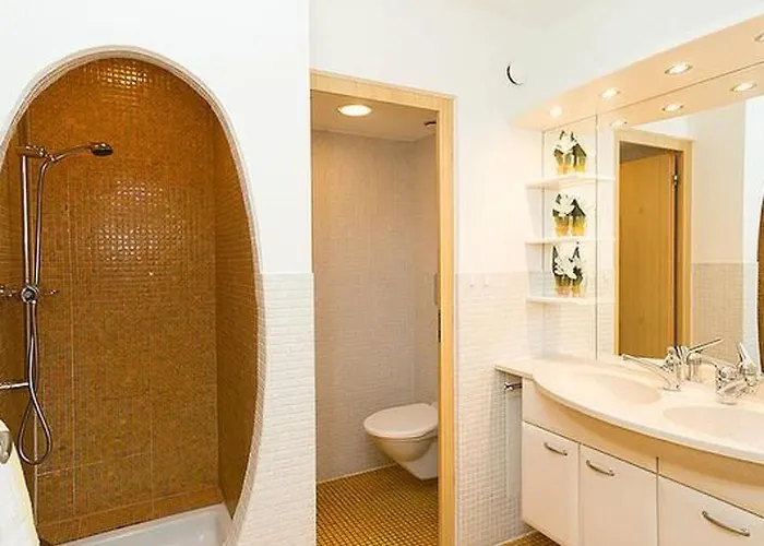 Arnica 5 By Interhome